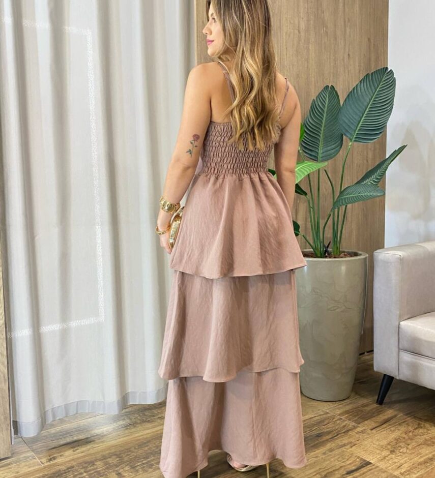 Vestido Feminino Longo Ísis com Bojo em Camadas Bege - Fernanda Ramos Store