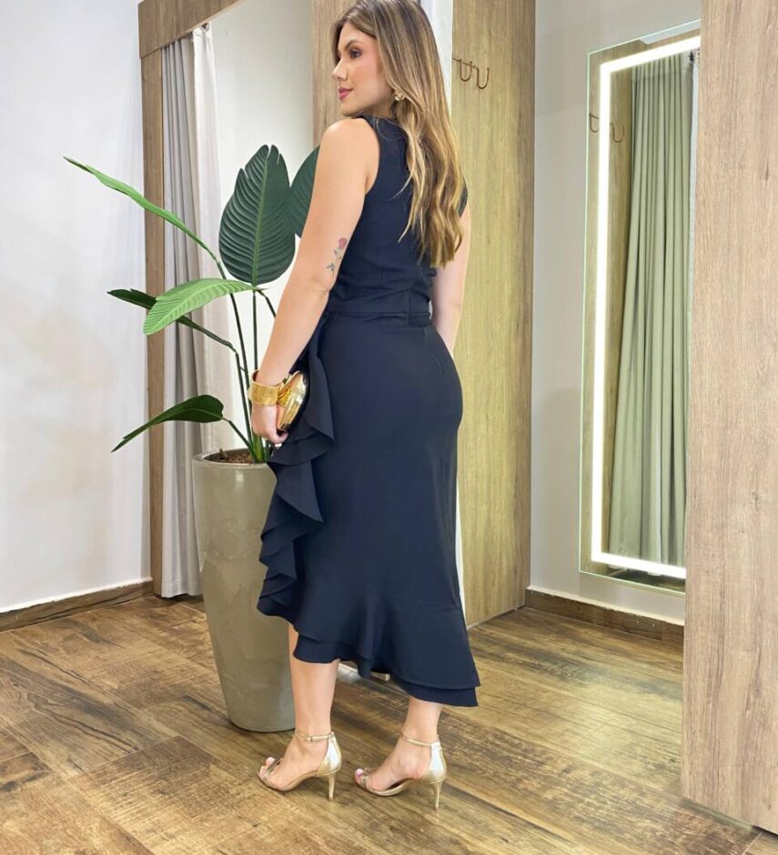 Vestido Midi Luna sem Bojo Zíper e Detalhe em Babado Lateral Preto - Fernanda Ramos Store