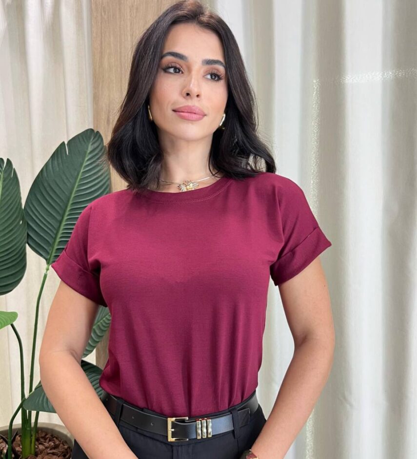 Blusa Feminina Ruby com Detalhe na Manga Marsala - Fernanda Ramos Store