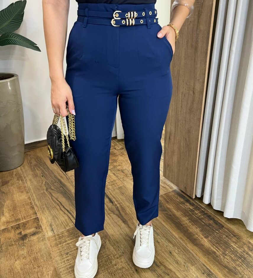 Calça Feminina Fernanda Alfaiataria Azul Marinho com Cinto Duplo - Fernanda Ramos Store