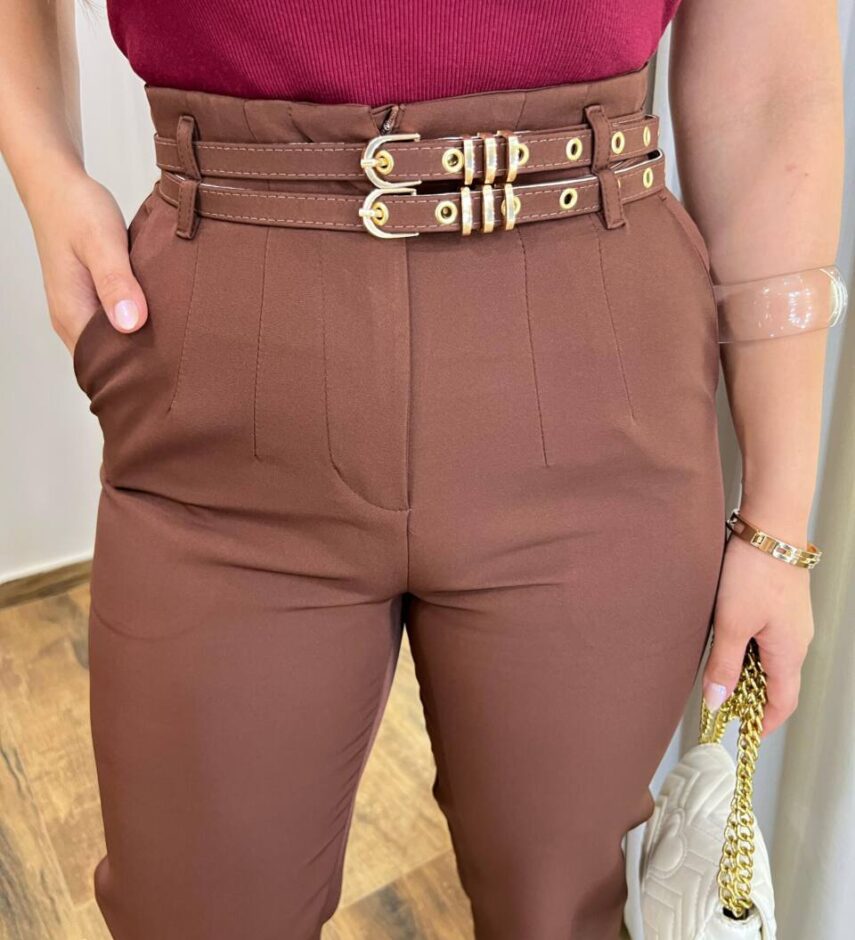 Calça Feminina Fernanda Alfaiataria Marrom com Cinto Duplo - Fernanda Ramos Store