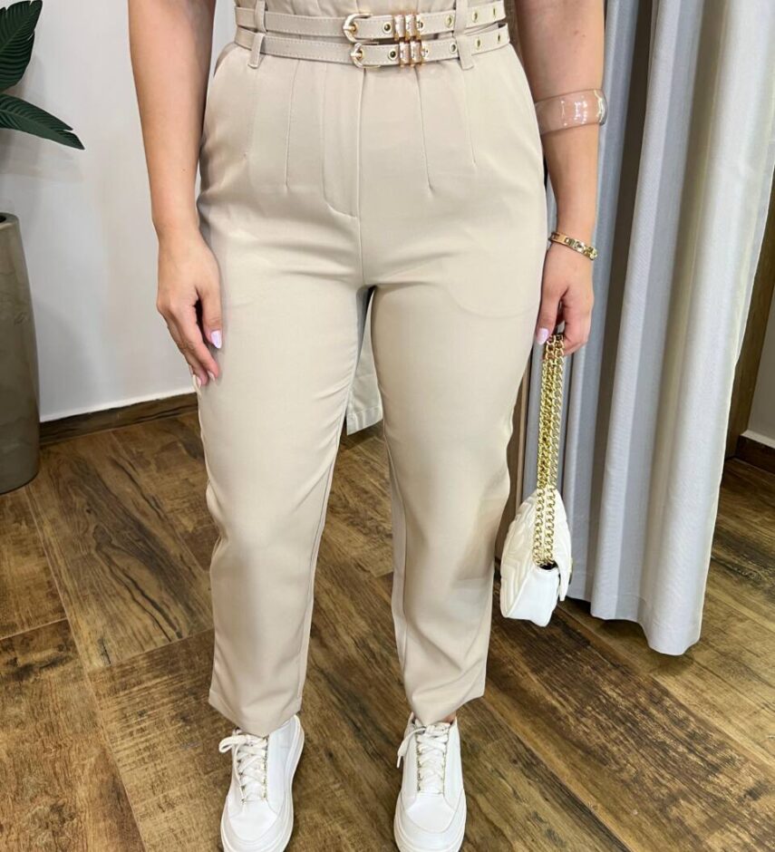 Calça Feminina Fernanda Alfaiataria Nude com Cinto Duplo - Fernanda Ramos Store