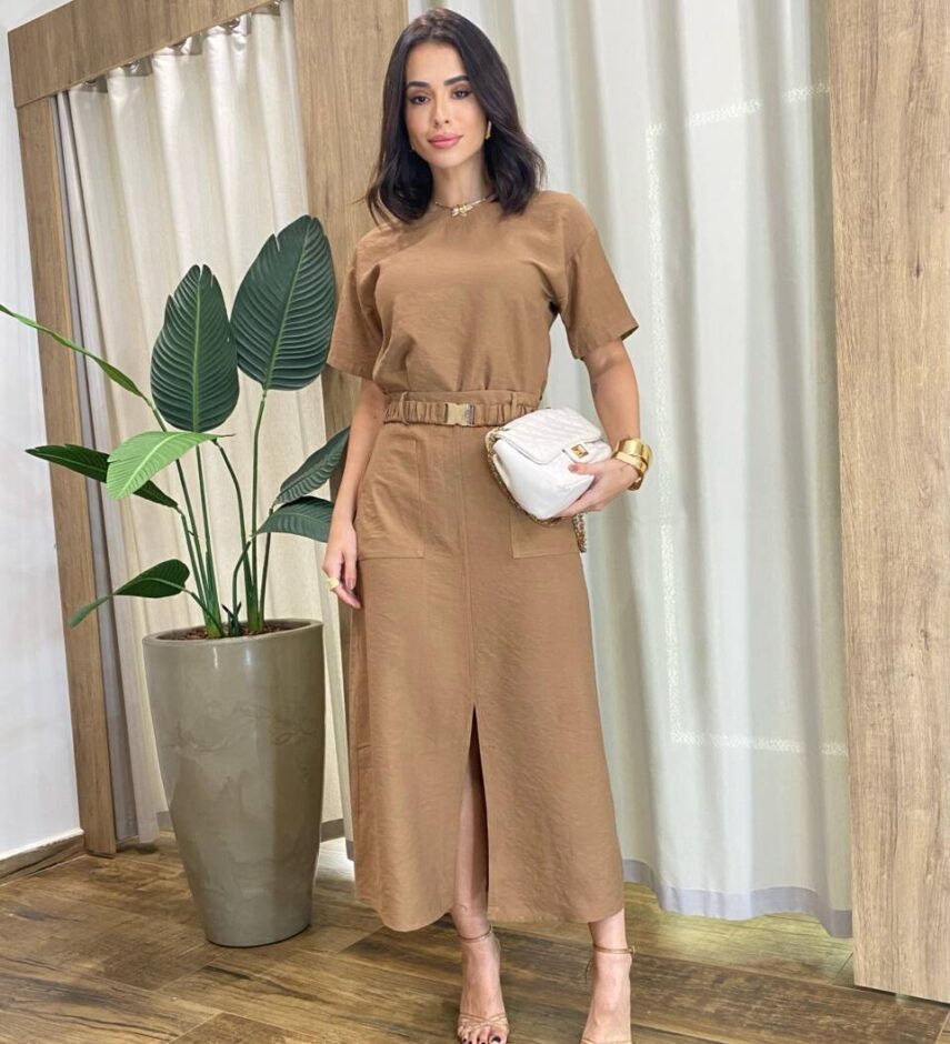 Conjunto Carol Blusa Manga Curta e Saia Midi com Cinto Caqui - Fernanda Ramos Store