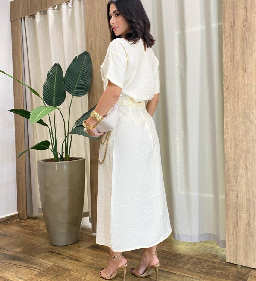 Conjunto Carol Blusa Manga Curta e Saia Midi com Cinto Gelo - Fernanda Ramos Store