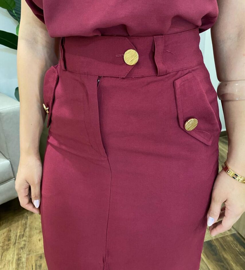 Conjunto Feminino Juliana Regata e Saia Midi Marsala com Botões - Fernanda Ramos Store