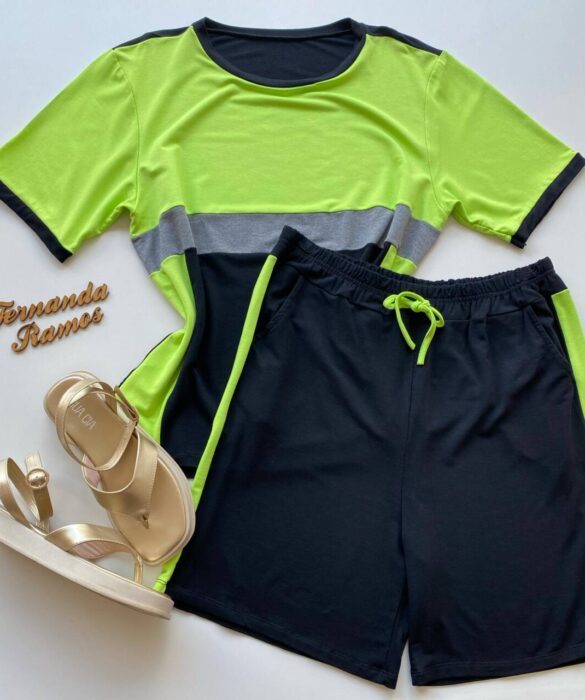 Conjunto Feminino Plus Blusa Manga Curta e Short Moletinho Verde - Fernanda Ramos Store