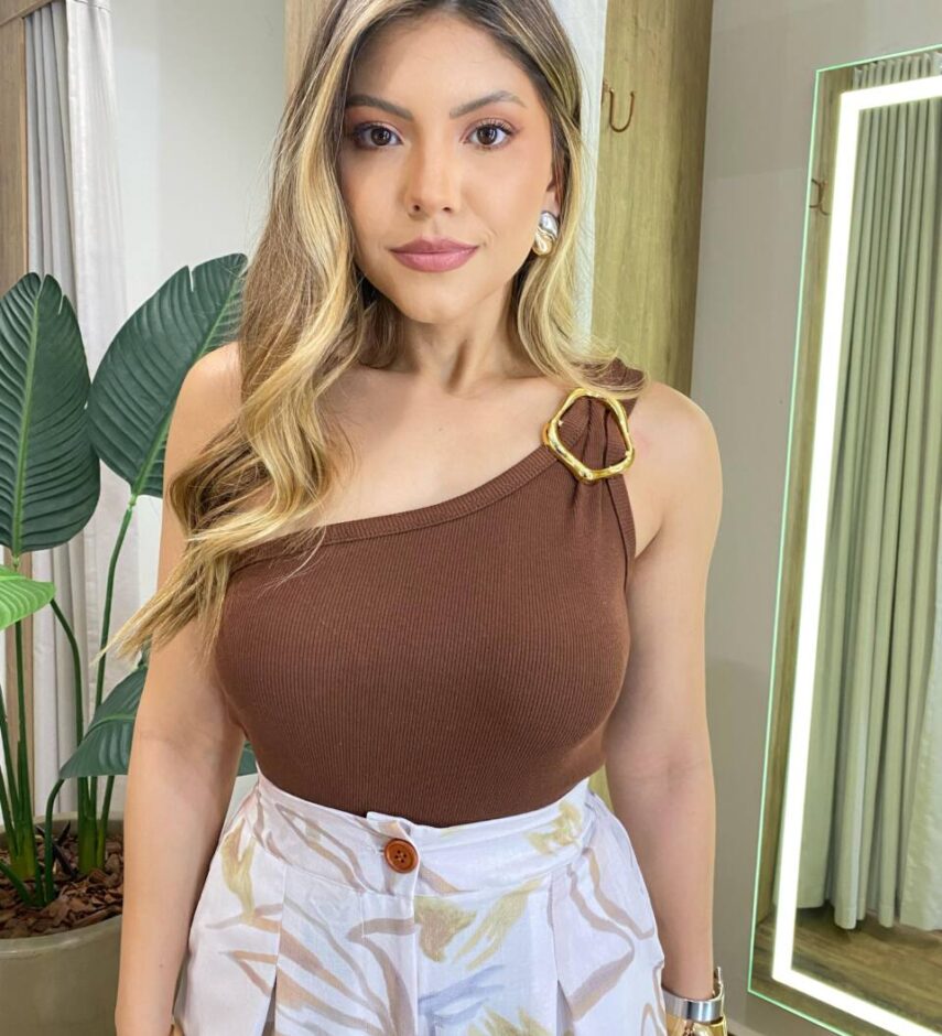 Regata Feminina Canelada Nula Manga com Argola Orgânica Marrom - Fernanda Ramos Store