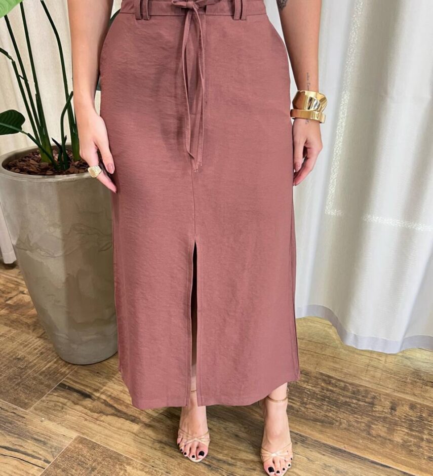 Saia Midi Feminina Alfaiataria Elisa Fenda Frontal Marrom - Fernanda Ramos Store
