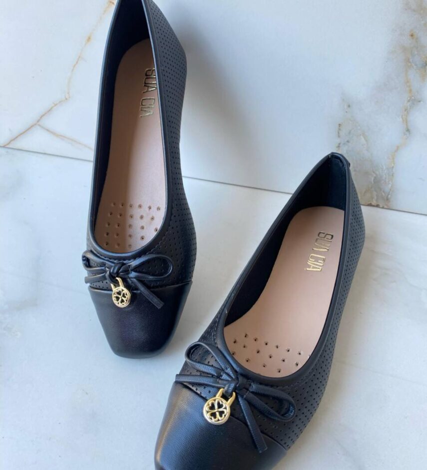 Sapatilha Feminina com Textura e Laço Preta - Fernanda Ramos Store