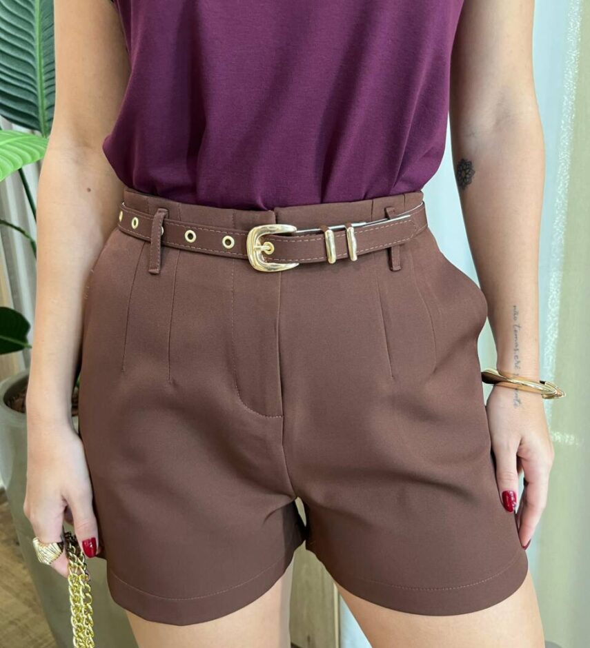 Short Feminino Alfaiataria Mabel com Bolsos e Cinto Marrom - Fernanda Ramos Store