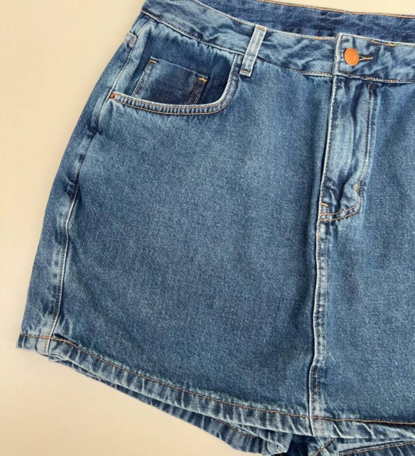 Short Saia Feminino Plus Jeans Escuro com Bolsos - Fernanda Ramos Store