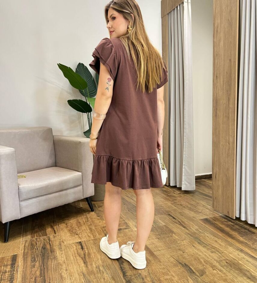 Vestido Feminino Curto Giovanna sem Bojo Babado na Manga Marrom - Fernanda Ramos Store