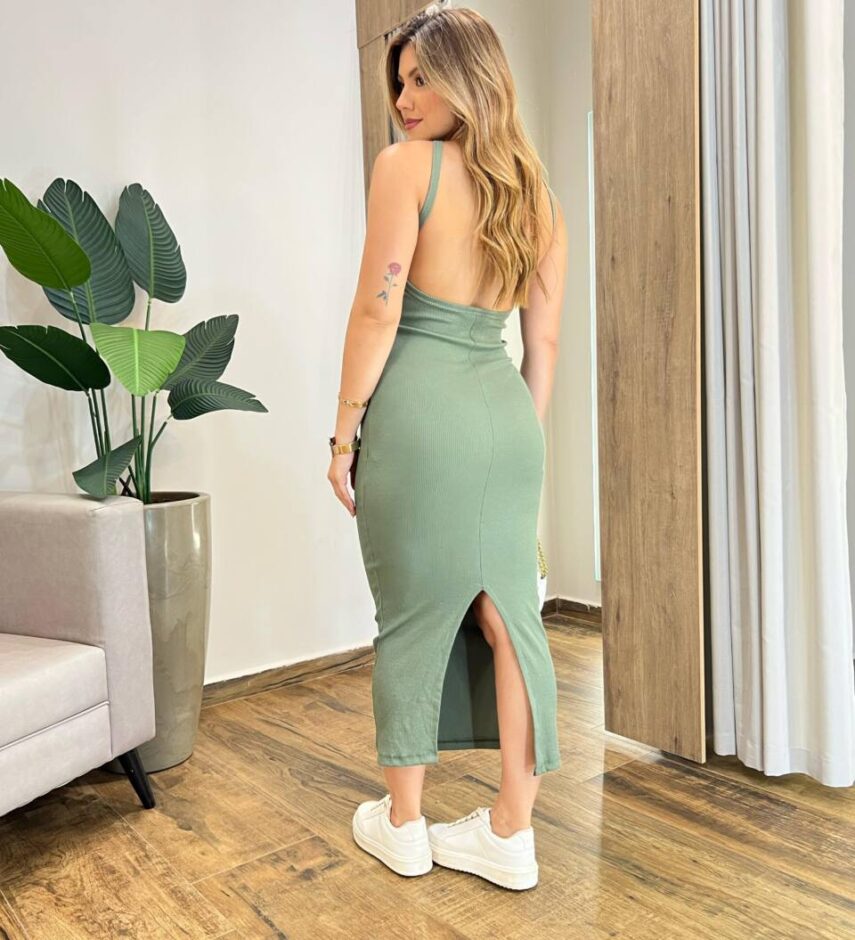 Vestido Midi Clary com Bojo Canelado Abertura nas Costas Verde - Fernanda Ramos Store