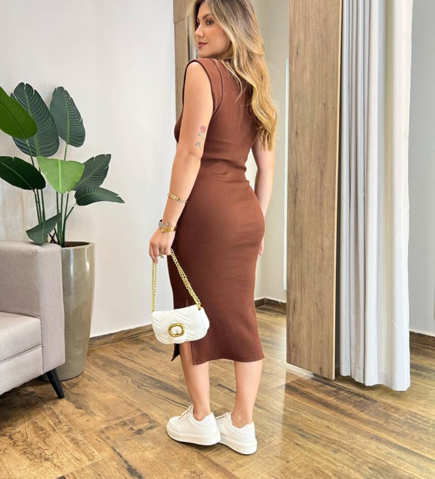 Vestido Midi sem Bojo Canelado Manga Muscle Tee com Bolsos Marrom - Fernanda Ramos Store