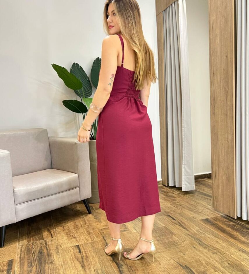 Vestido Midi Zendaya Alça Fina sem Bojo Lastex e Fenda Marsala - Fernanda Ramos Store