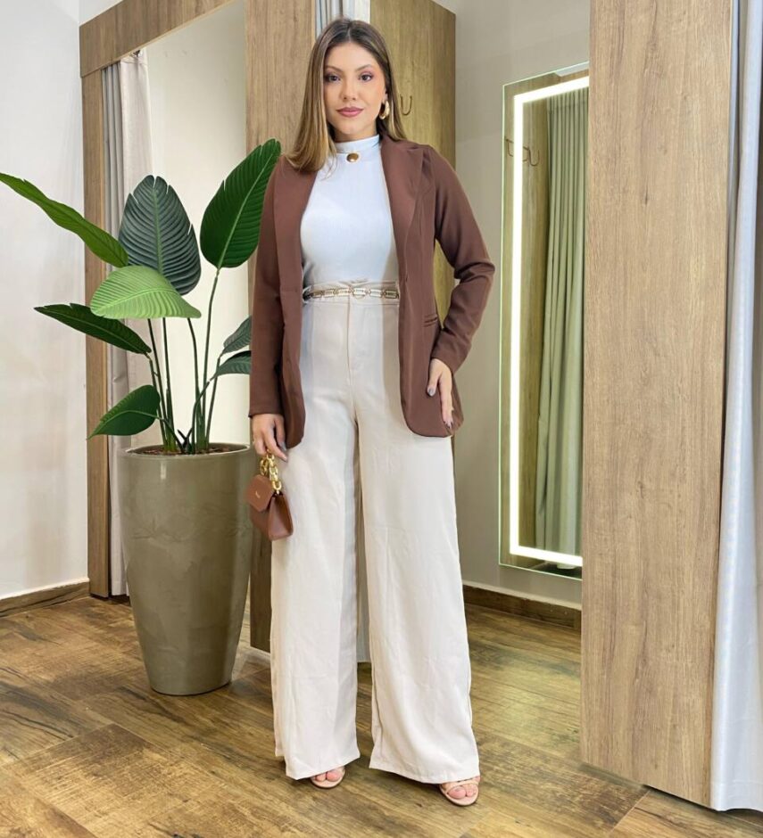 Blazer Feminino Boss Alfaiataria Manga Longa Bolso Falso Marrom - Fernanda Ramos Store