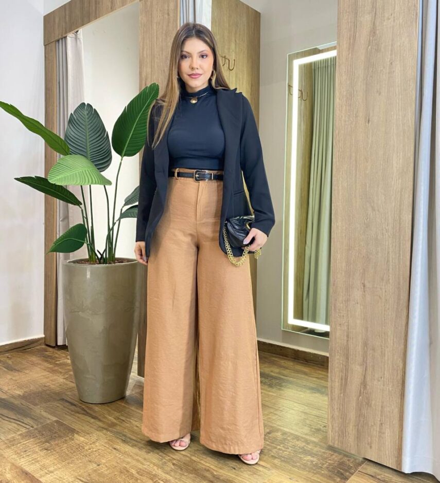Blazer Feminino Boss Alfaiataria Manga Longa Bolso Falso Preto - Fernanda Ramos Store