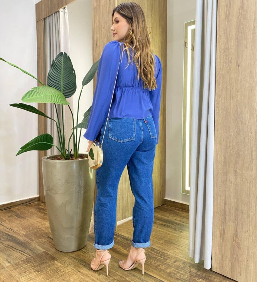Blusa Bata Feminina com Bojo Manga Longa e Amarração Azul - Fernanda Ramos Store