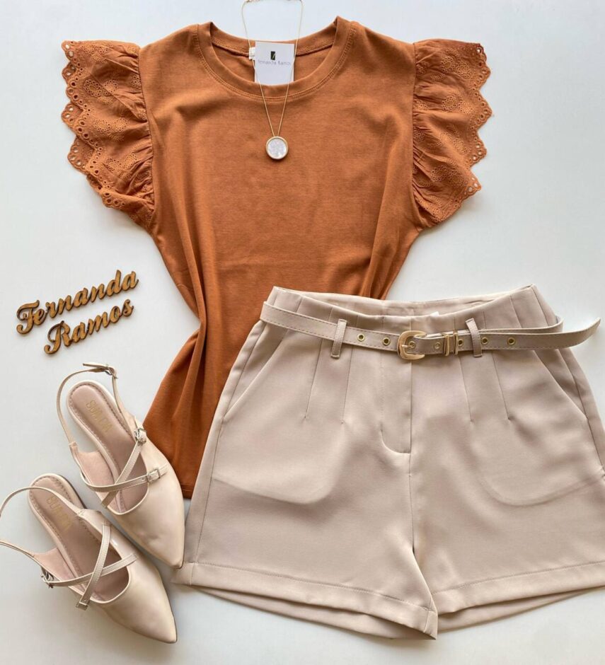 Blusa Feminina Tee Muscle com Detalhes Bordado Caramelo - Fernanda Ramos Store