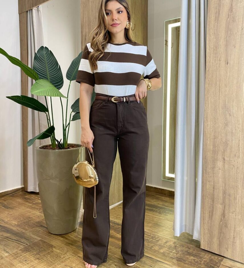 Blusa Feminina Tricot Cris Manga Curta Listrada de Marrom - Fernanda Ramos Store
