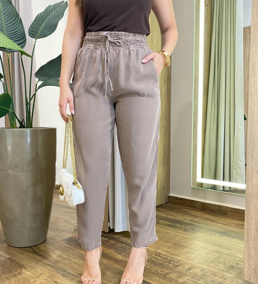 Calça Jeans Feminina Jogger com Cordão Marrom 015654 - Fernanda Ramos Store