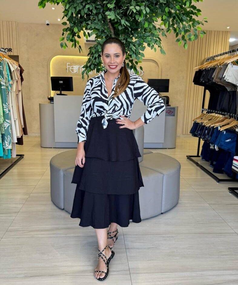 Camisa Feminina Social Estampa Animal Print Creme - Fernanda Ramos Store