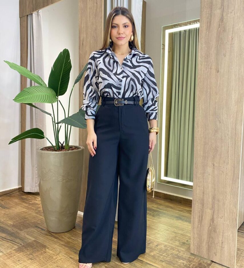 Camisa Feminina Social Estampa Animal Print Tons de Cinza - Fernanda Ramos Store