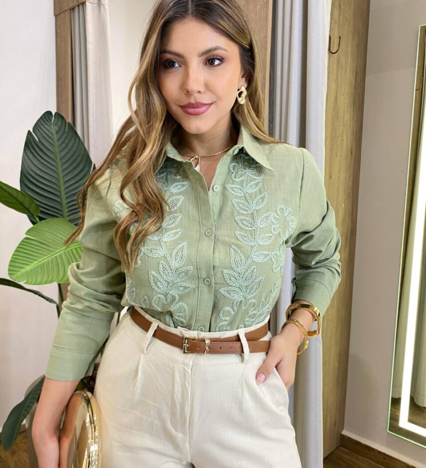 Camisa Feminina Social Jeh Manga Longa Bordada Verde Menta - Fernanda Ramos Store
