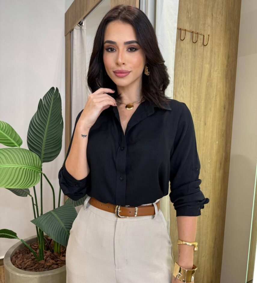 Camisa Feminina Social Lua com Gola e Botões Preta - Fernanda Ramos Store