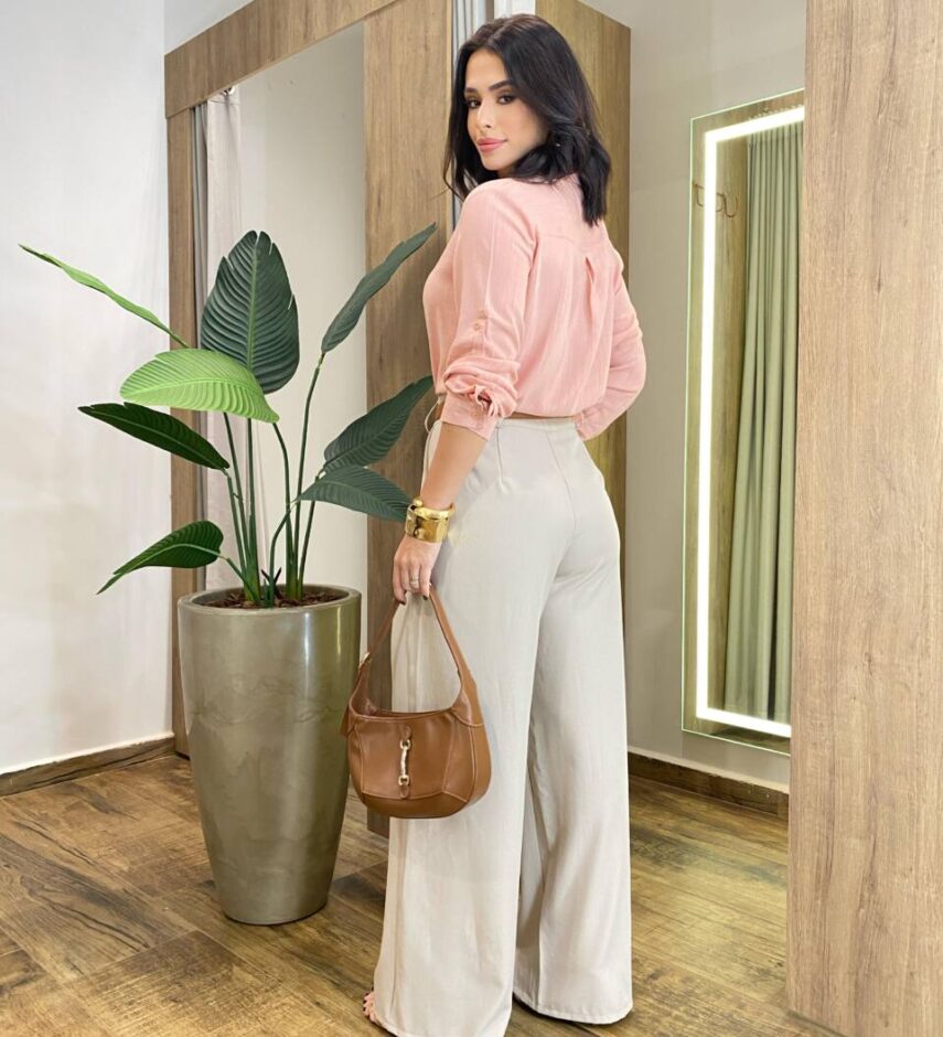 Camisa Feminina Social Lua com Gola e Botões Rosa - Fernanda Ramos Store