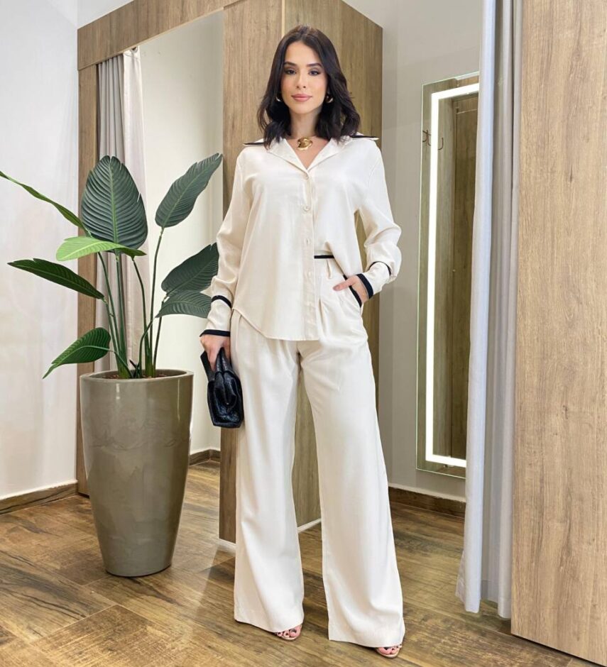 Conjunto Feminino Alfaiataria Fernanda Blusa e Calça Pantalona Gelo - Fernanda Ramos Store