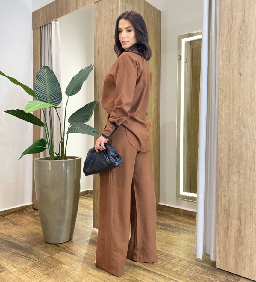 Conjunto Feminino Alfaiataria Fernanda Blusa e Calça Pantalona Marrom - Fernanda Ramos Store