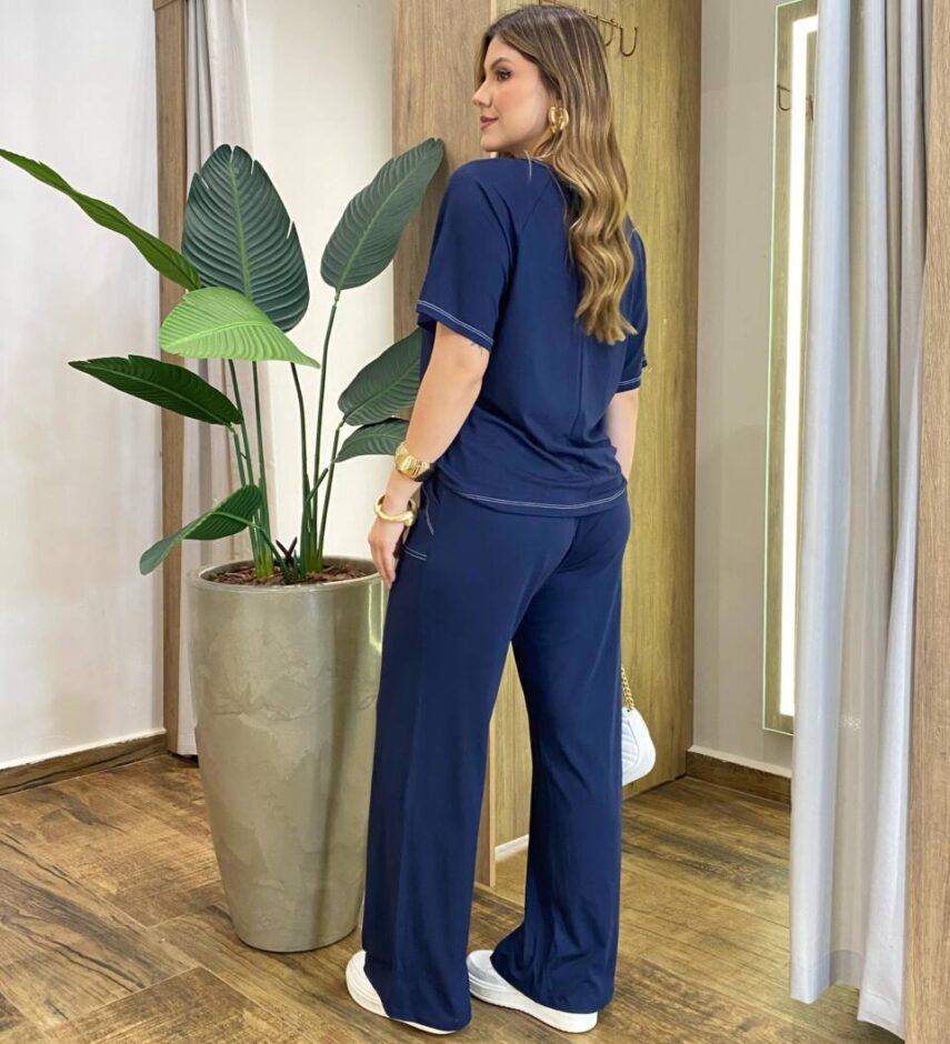 Conjunto Feminino Moletinho Maju Blusa Manga Curta e Calça Azul - Fernanda Ramos Store