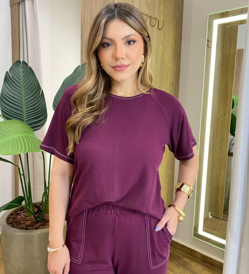 Conjunto Feminino Moletinho Maju Blusa Manga Curta e Calça Vinho - Fernanda Ramos Store