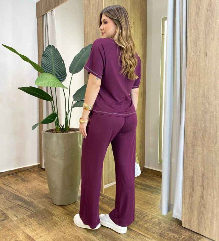 Conjunto Feminino Moletinho Maju Blusa Manga Curta e Calça Vinho - Fernanda Ramos Store