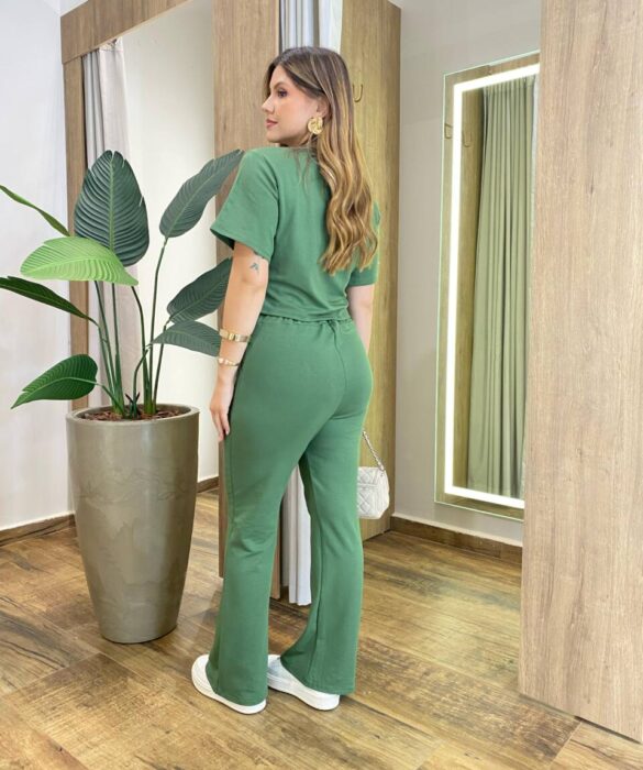 Conjunto Moletinho Vanessa Blusa Manga Curta e Calça Verde - Fernanda Ramos Store