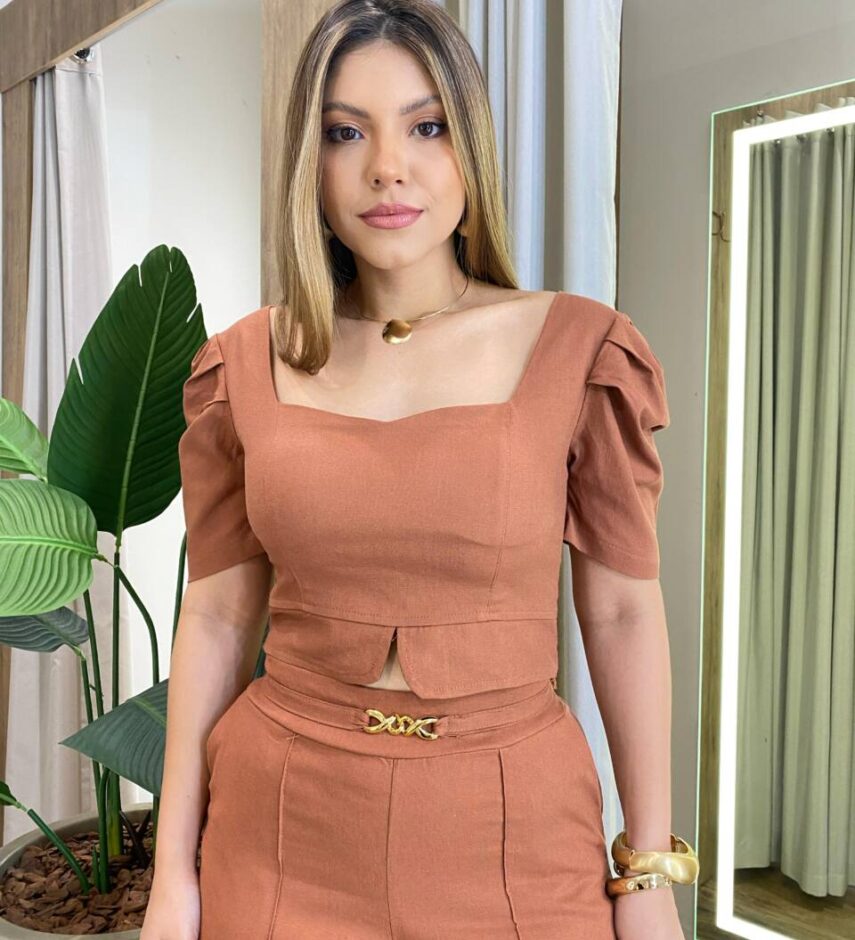 Conjunto Noronha Cropped com Bojo e Calça com Detalhe Caramelo - Fernanda Ramos Store