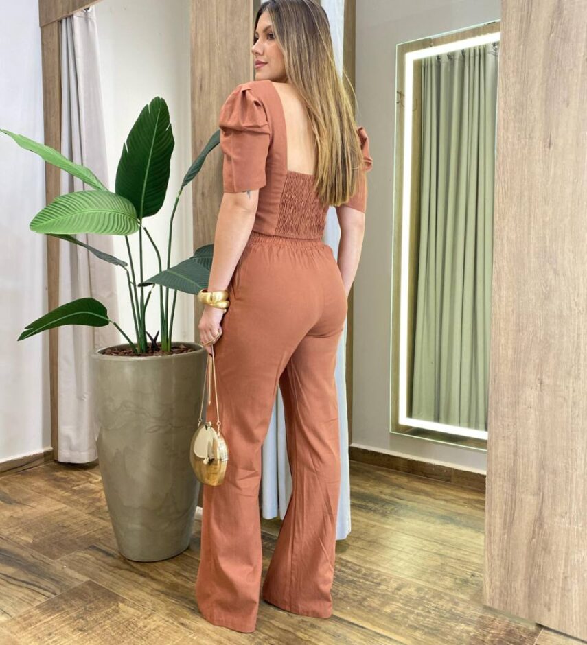 Conjunto Noronha Cropped com Bojo e Calça com Detalhe Caramelo - Fernanda Ramos Store