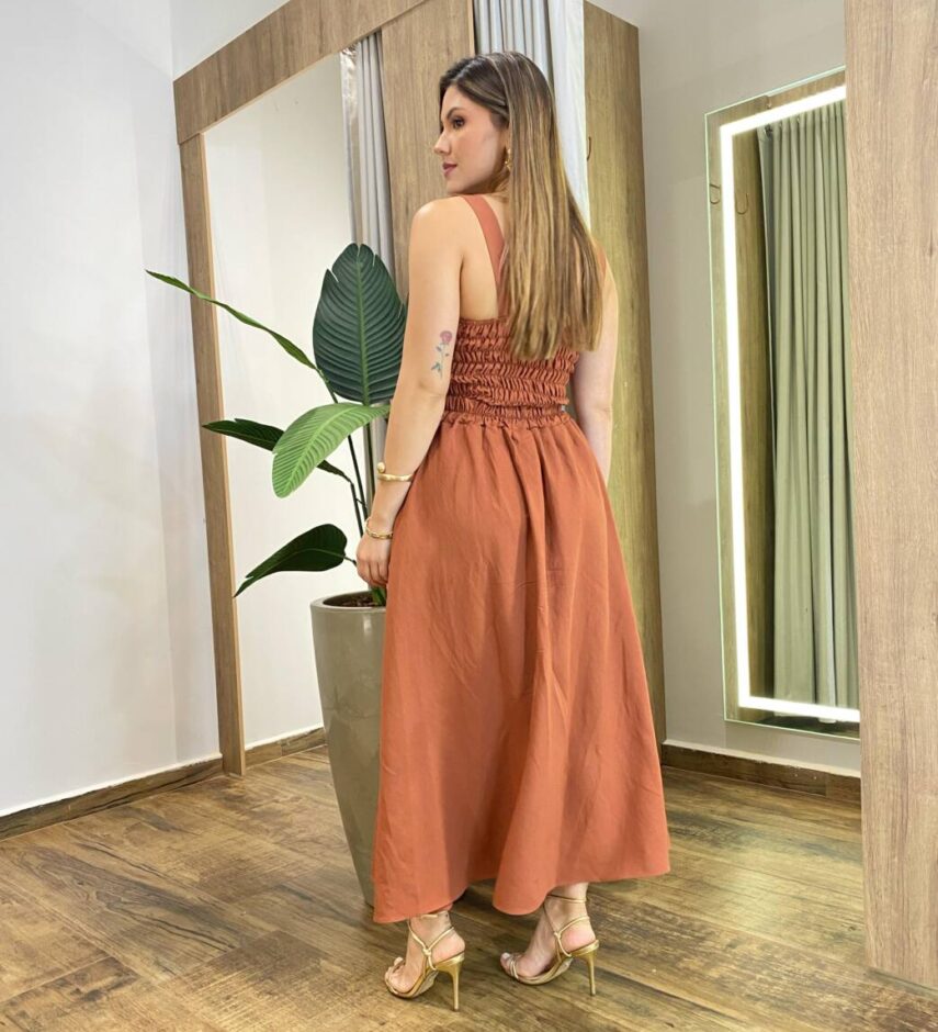 Conjunto Carla Cropped com Bojo e Saia com Amarração Caramelo - Fernanda Ramos Store