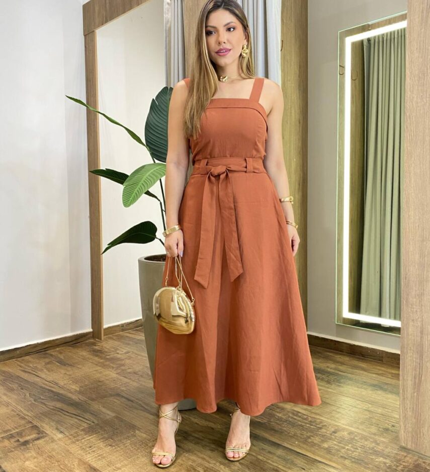 Conjunto Carla Cropped com Bojo e Saia com Amarração Caramelo - Fernanda Ramos Store