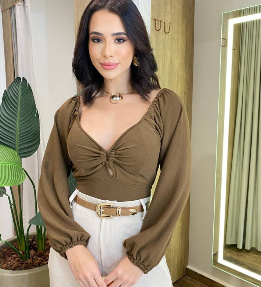 Cropped Feminino com Bojo Manga Longa Detalhes e Amarração Marrom - Fernanda Ramos Store