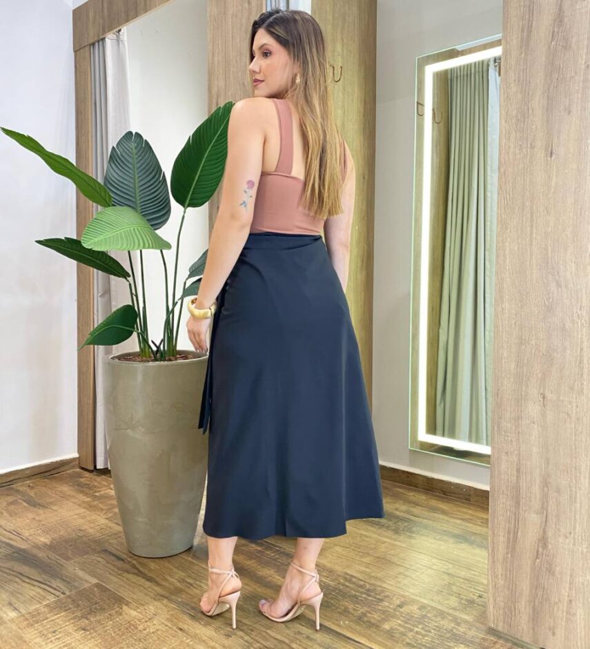 Saia Midi Envelope Claire com Amarração Preta - Fernanda Ramos Store