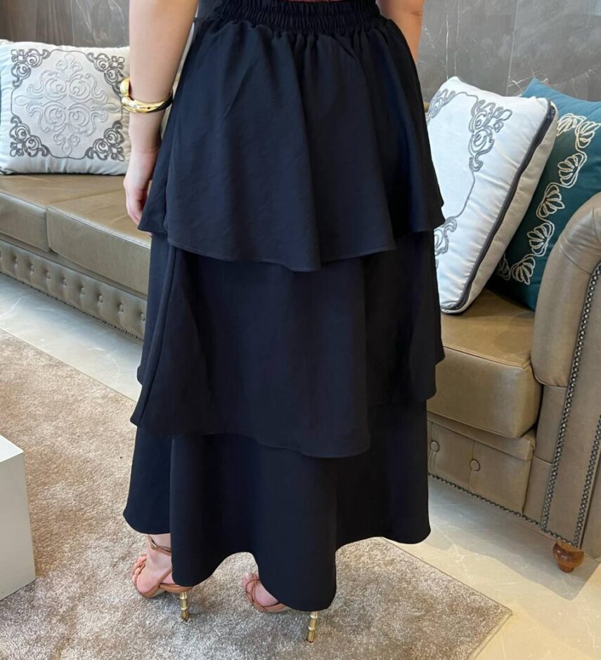 Saia Midi Feminina Helena em Camadas com Lastex Preta - Fernanda Ramos Store