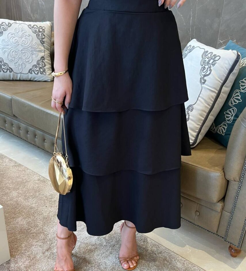 Saia Midi Feminina Helena em Camadas com Lastex Preta - Fernanda Ramos Store