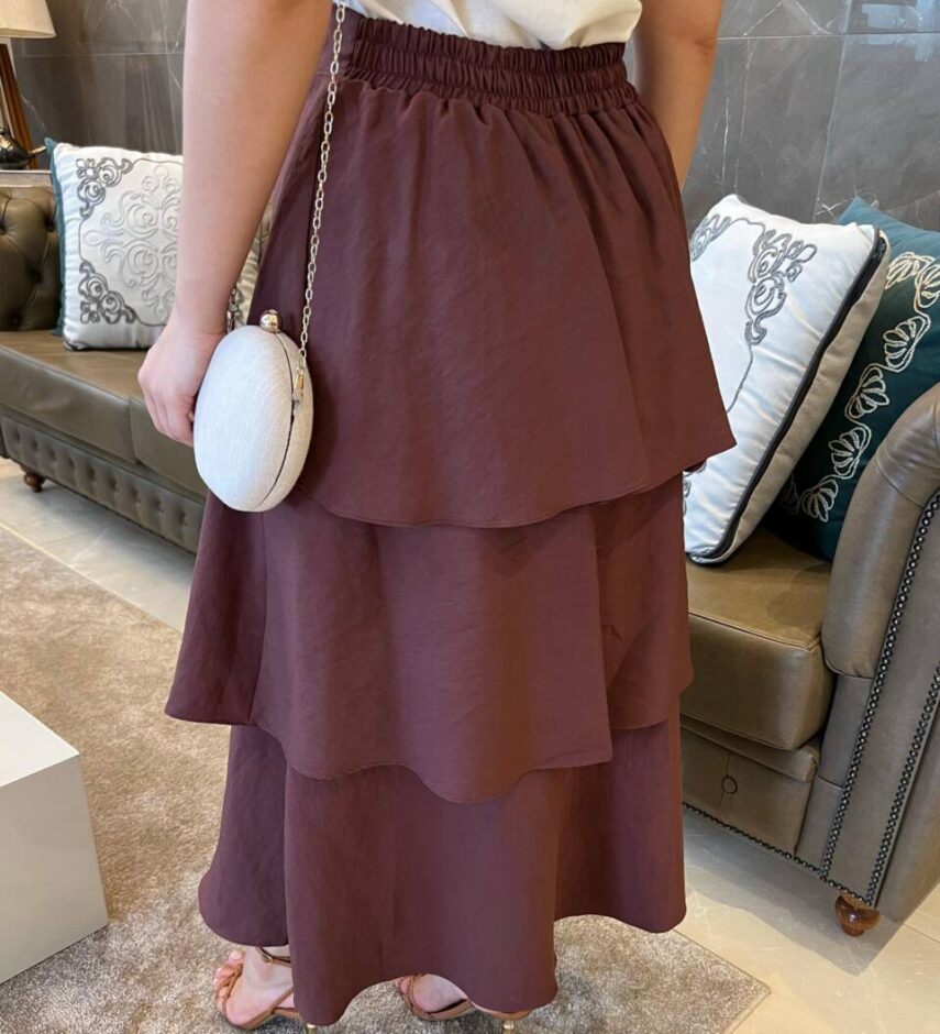 Saia Midi Feminina Helena em Camadas com Lastex Marrom - Fernanda Ramos Store