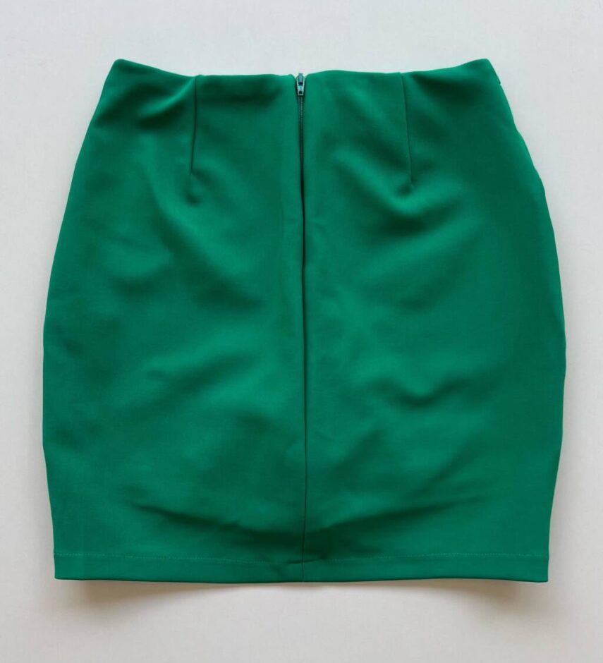 Short Saia Feminino Poliamida Detalhes Assimétrico Verde - Fernanda Ramos Store