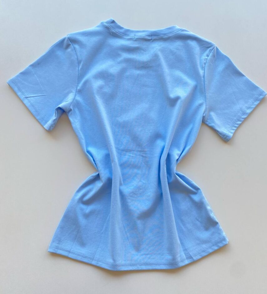 T-shirt Feminina Manga Curta Marsha Bordada com Pedrarias Azul - Fernanda Ramos Store