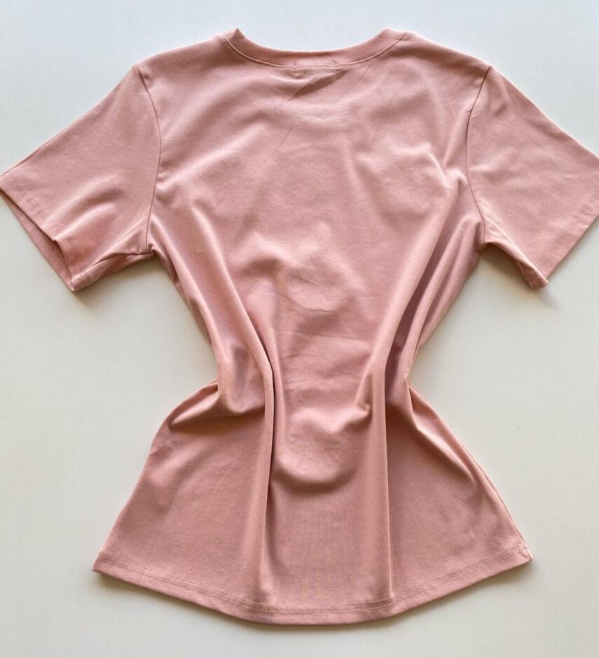 T-shirt Feminina Manga Curta Marsha Bordada com Pedrarias Rosa - Fernanda Ramos Store