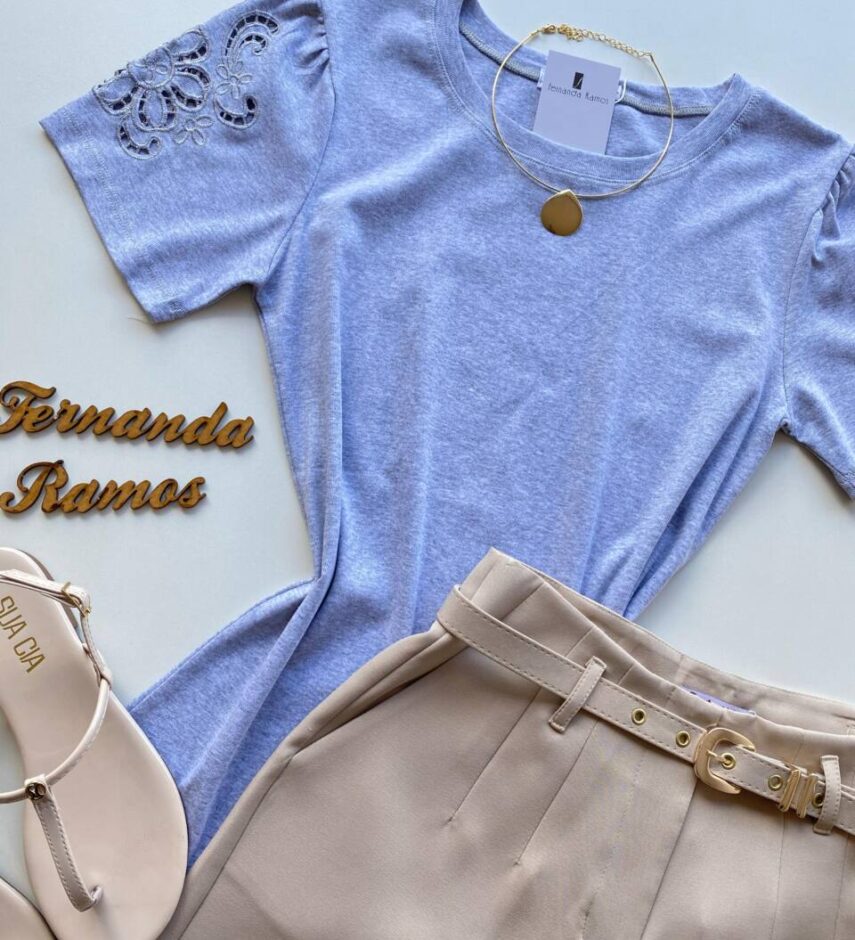 T-shirt Feminina Thais Manga Curta com Detalhes Cinza Claro - Fernanda Ramos Store