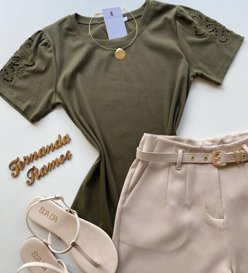 T-shirt Feminina Thais Manga Curta com Detalhes Verde Militar - Fernanda Ramos Store